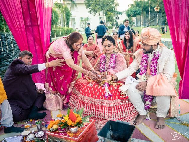 Tripti and Vaibhav&apos;s wedding in Nainital, Uttarakhand 422