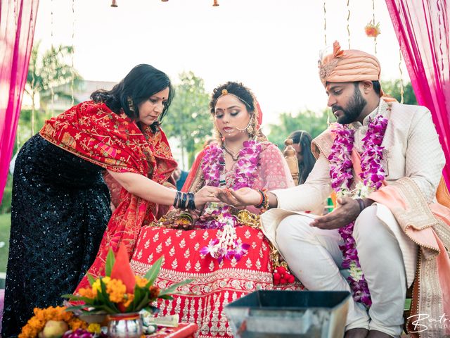 Tripti and Vaibhav&apos;s wedding in Nainital, Uttarakhand 444
