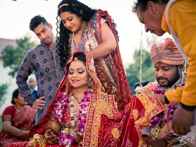 Tripti and Vaibhav&apos;s wedding in Nainital, Uttarakhand 455