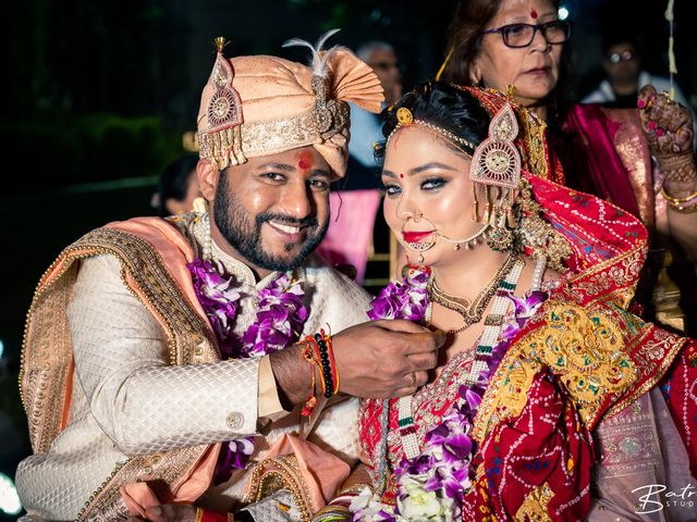 Tripti and Vaibhav&apos;s wedding in Nainital, Uttarakhand 521