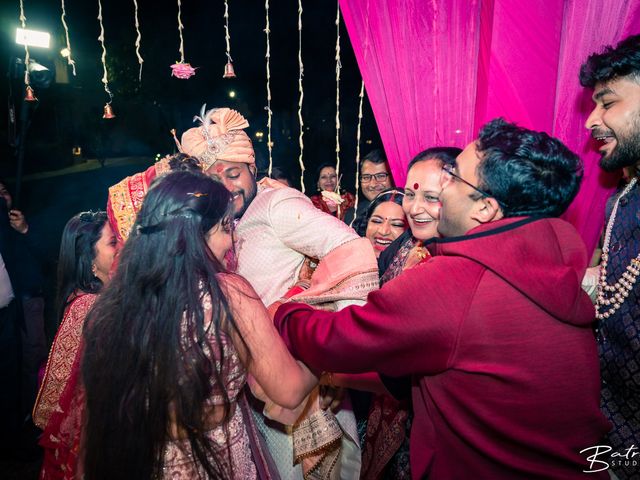 Tripti and Vaibhav&apos;s wedding in Nainital, Uttarakhand 527