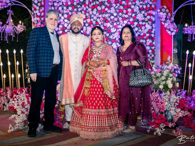 Tripti and Vaibhav&apos;s wedding in Nainital, Uttarakhand 580