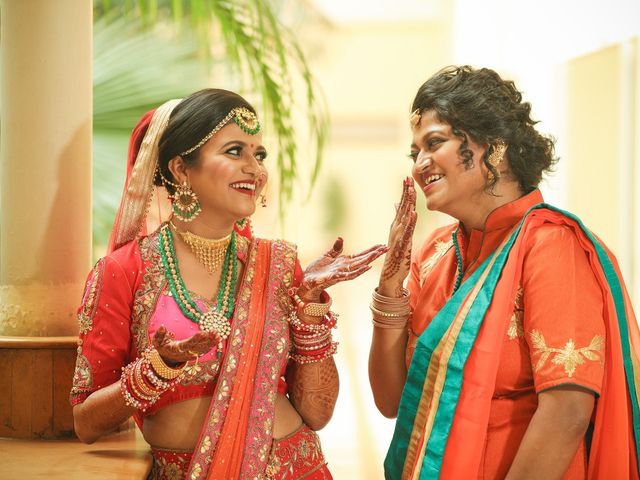 Tanushree and Abhineet&apos;s wedding in Gurgaon, Delhi NCR 30