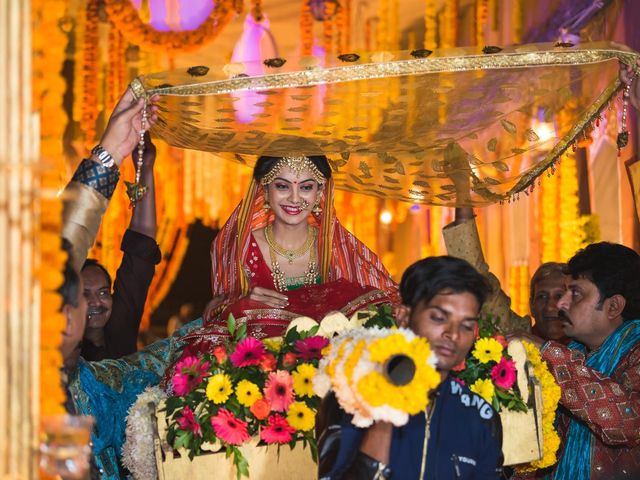 Hardik and Vinee&apos;s wedding in Surat, Gujarat 40