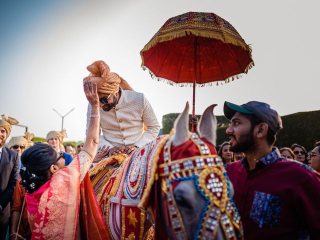 Vidhi and Shail&apos;s wedding in Ahmedabad, Gujarat 2