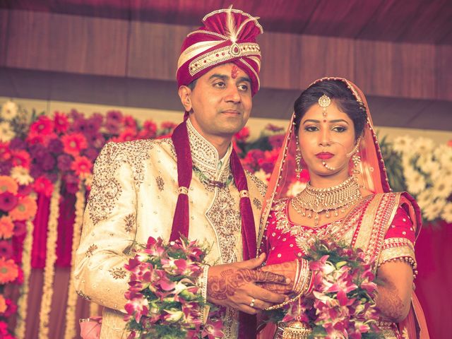 Khushboo and Praveen&apos;s wedding in Ghaziabad, Delhi NCR 12