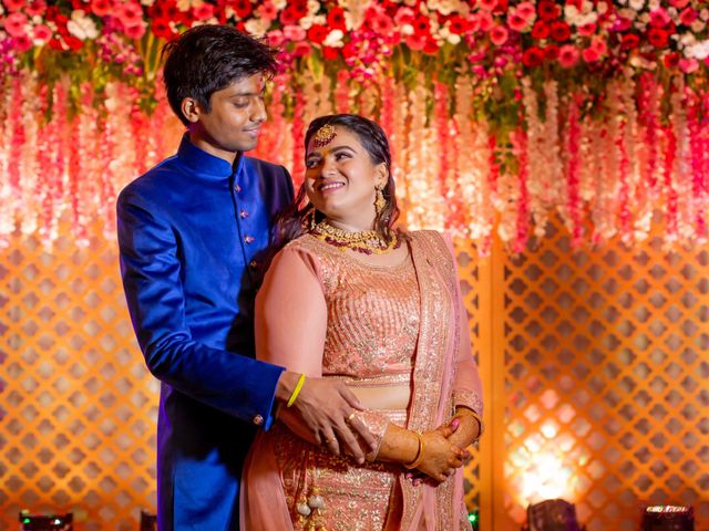 Aishwarya and Tejas&apos;s wedding in Mumbai, Maharashtra 18