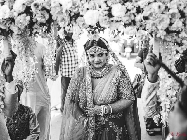 Aishwarya and Tejas&apos;s wedding in Mumbai, Maharashtra 67