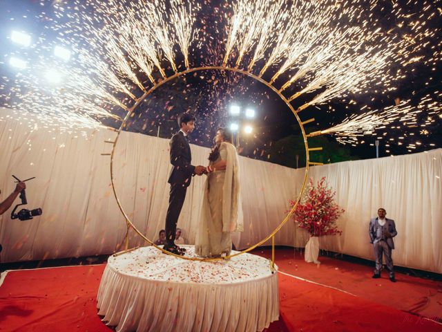Aishwarya and Tejas&apos;s wedding in Mumbai, Maharashtra 91