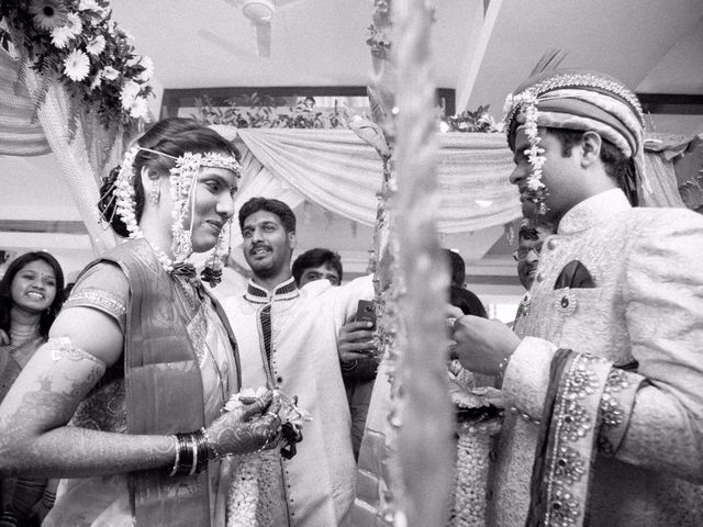 Rucha and Rahul&apos;s wedding in Mumbai, Maharashtra 46