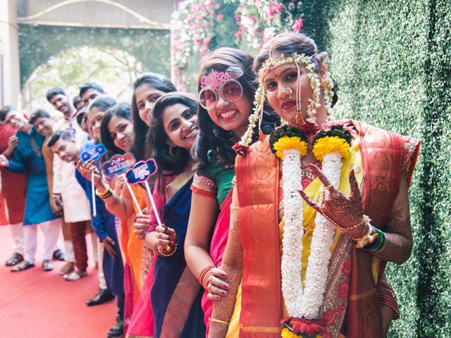 Rucha and Rahul&apos;s wedding in Mumbai, Maharashtra 51