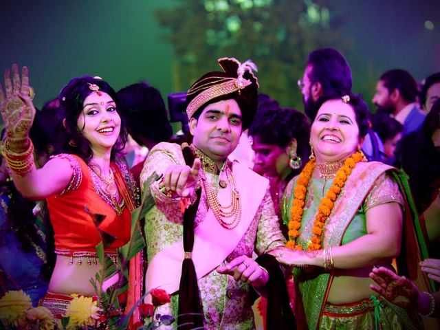 Kashish and Priyanka&apos;s wedding in North Delhi, Delhi NCR 25