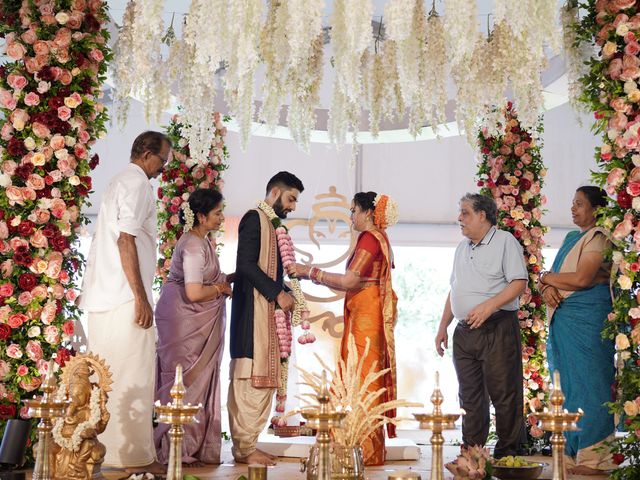 Shefanika and Pranav&apos;s wedding in Ernakulam, Kerala 18