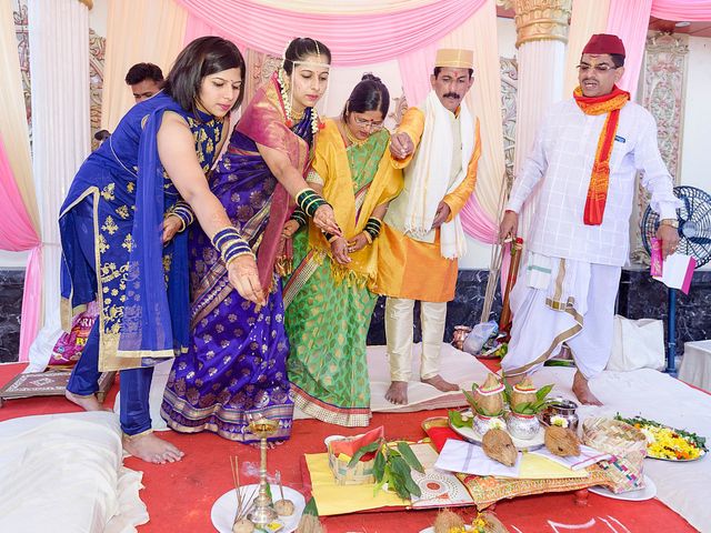 Saeeli and Sandesh&apos;s wedding in Mumbai, Maharashtra 13