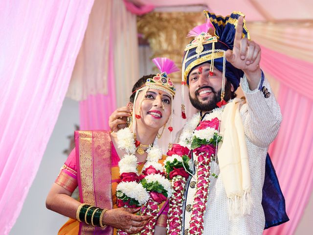 Saeeli and Sandesh&apos;s wedding in Mumbai, Maharashtra 22