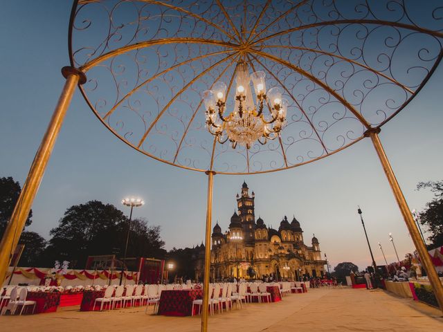 Kalyani and Nirav&apos;s wedding in Vadodara, Gujarat 41