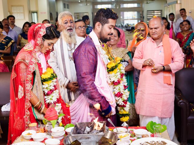 Sunny and Pooja's wedding in Mumbai, Maharashtra 16