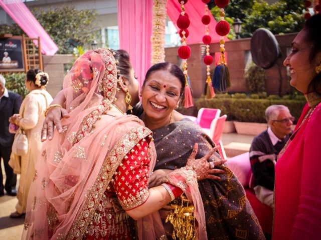 Vanita and Sukhvinder&apos;s wedding in West Delhi, Delhi NCR 18