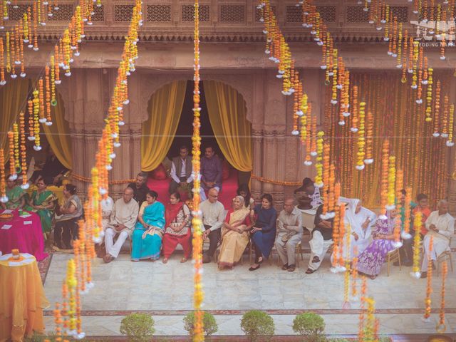 Shweta and Arjun&apos;s wedding in Bikaner, Rajasthan 27