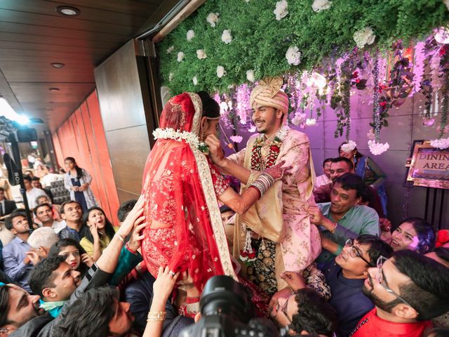 Rajvi and Himit&apos;s wedding in Mumbai, Maharashtra 23