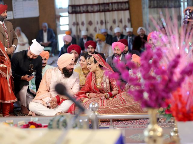Gagandeep and Gurveen's wedding in Zirakpur, Chandigarh 8