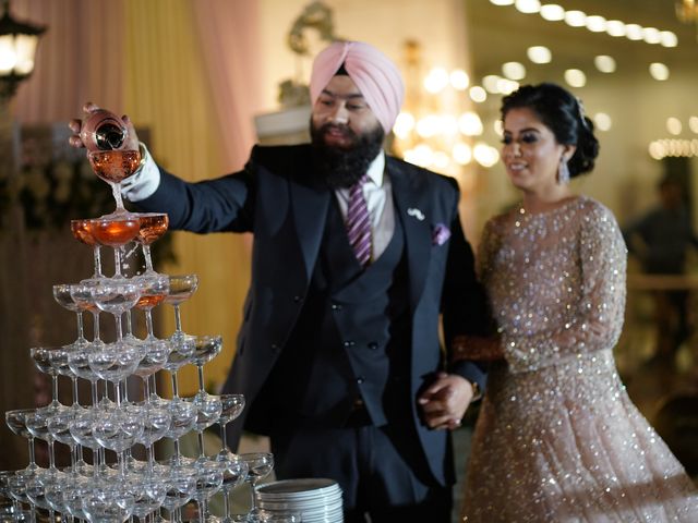 Gagandeep and Gurveen's wedding in Zirakpur, Chandigarh 21