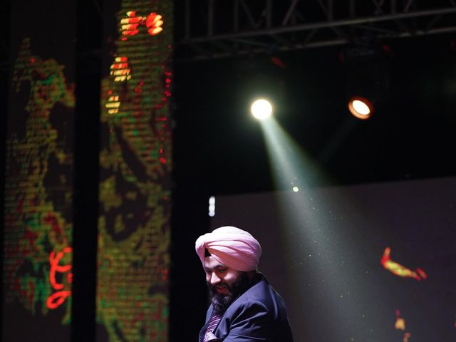Gagandeep and Gurveen's wedding in Zirakpur, Chandigarh 24