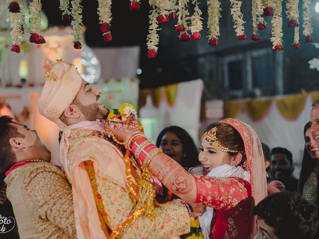 Khushboo and Vipin &apos;s wedding in Mumbai, Maharashtra 21