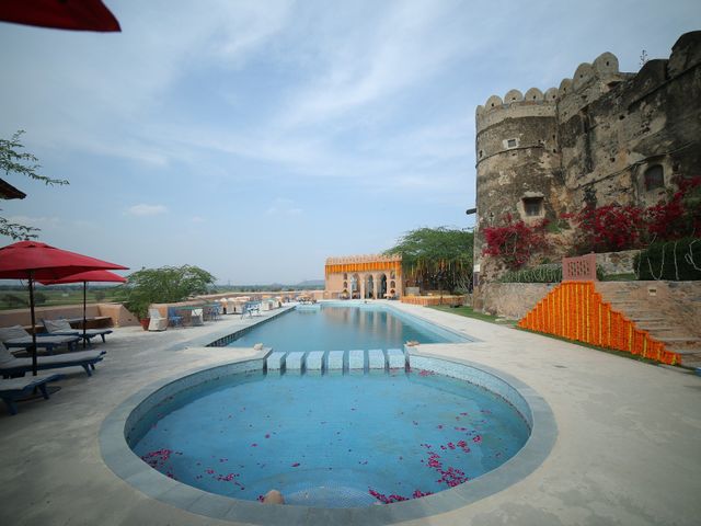 Palakshee and Kedar&apos;s wedding in Alwar, Rajasthan 17