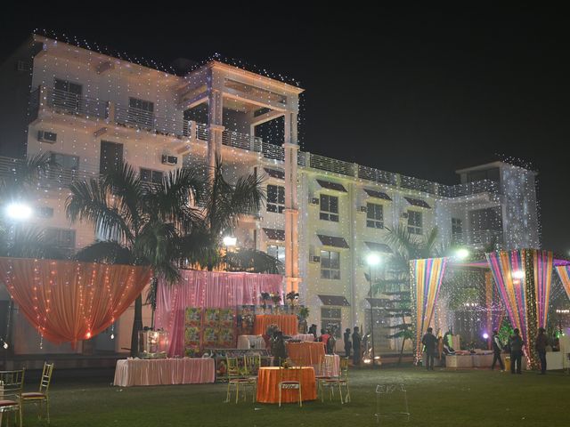 Nidhi and Vishwajeet&apos;s wedding in Lucknow, Uttar Pradesh 15