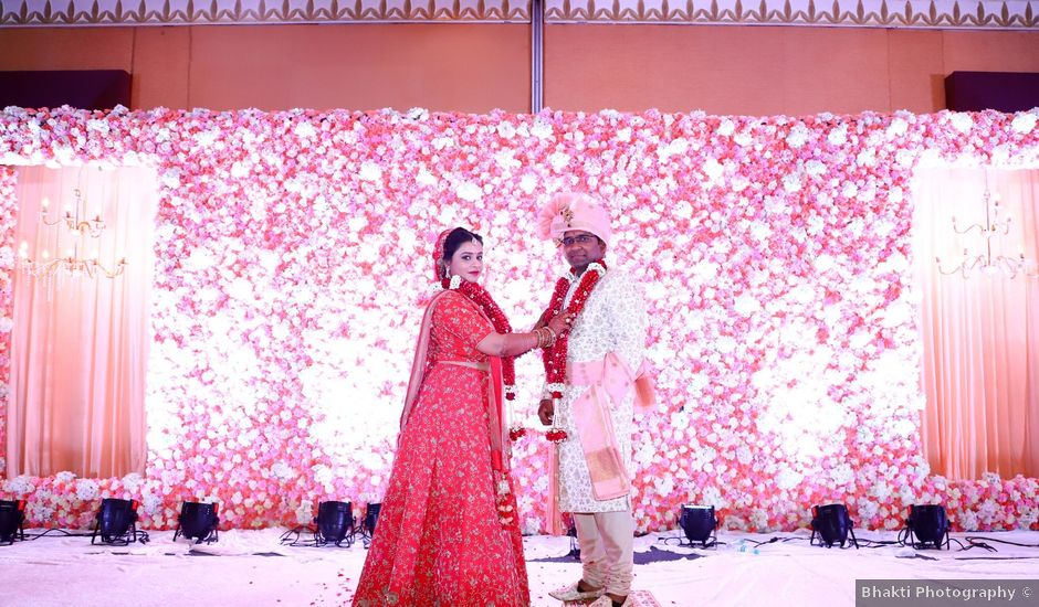 VINAY and VIDISHA's wedding in Mumbai, Maharashtra