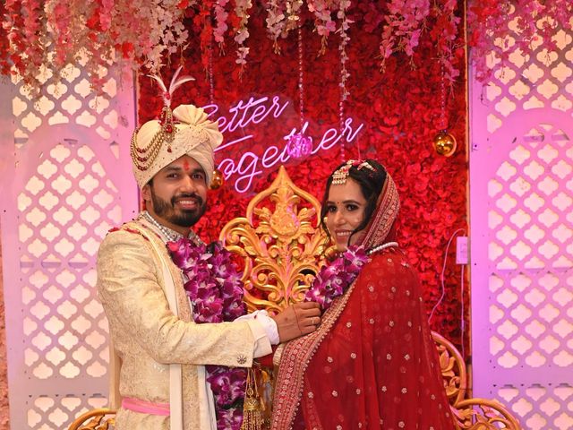 Kanika and Vikas&apos;s wedding in North Delhi, Delhi NCR 14
