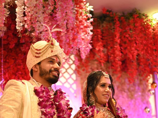 Kanika and Vikas&apos;s wedding in North Delhi, Delhi NCR 25