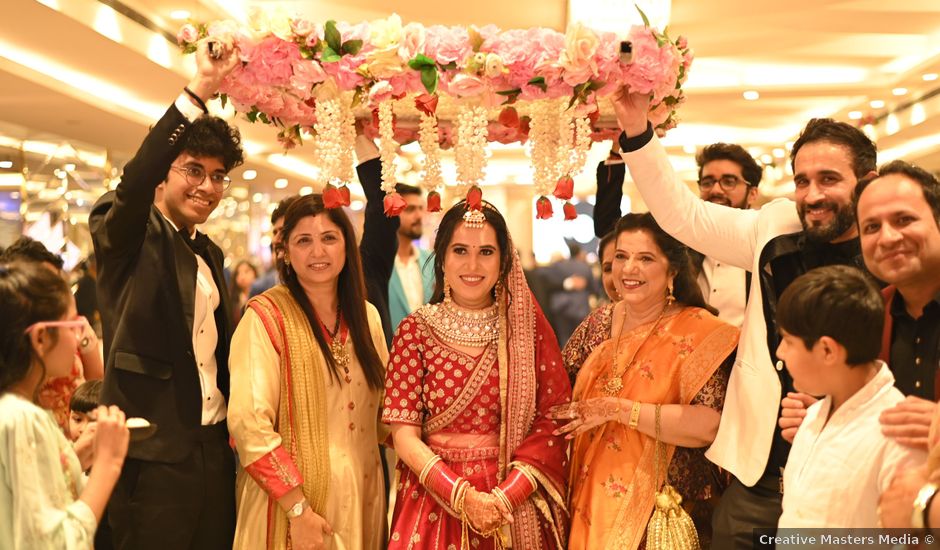 Kanika and Vikas's wedding in North Delhi, Delhi NCR