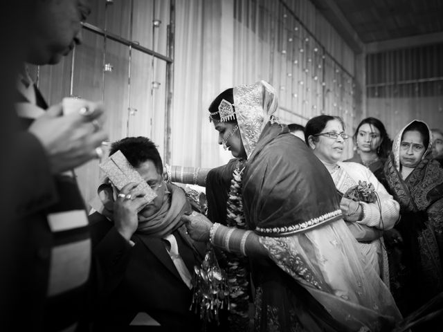 Vishakha and Aman&apos;s wedding in Varanasi, Uttar Pradesh 9