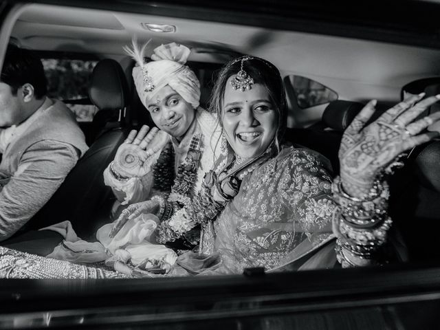 Kanika and Jignesh&apos;s wedding in Udaipur, Rajasthan 158