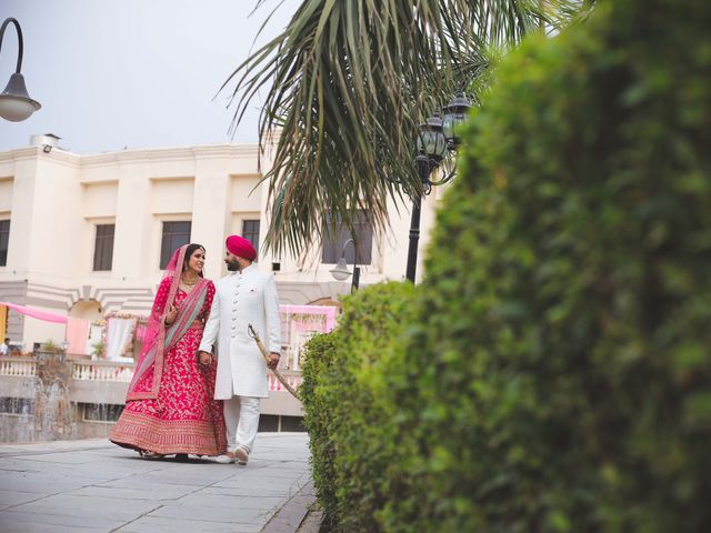 Shubhankar and Devika's wedding in Greater Noida, Delhi NCR 20