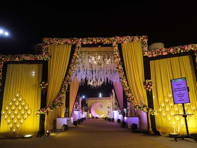 Shubhankar and Devika's wedding in Greater Noida, Delhi NCR 32