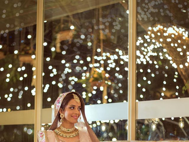 Priya and Rohan's wedding in Mumbai, Maharashtra 8
