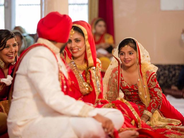 Aman and Himnit's wedding in Chandigarh City, Chandigarh 9