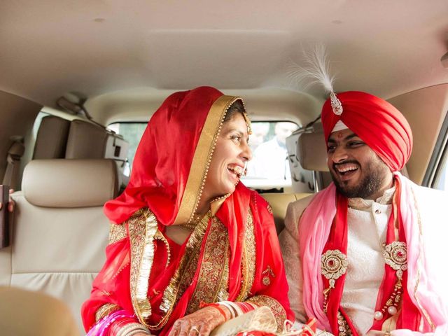 Aman and Himnit's wedding in Chandigarh City, Chandigarh 17