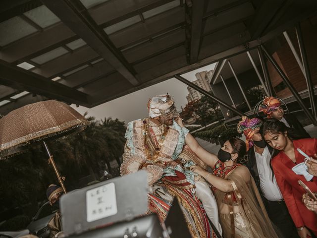 Rudrakash and Deepali's wedding in Gurgaon, Delhi NCR 57