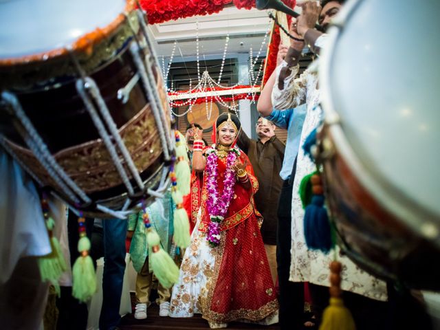 Nishant and Hina&apos;s wedding in Mumbai, Maharashtra 18
