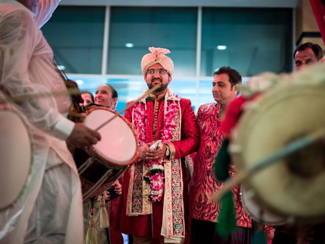 Nishant and Hina&apos;s wedding in Mumbai, Maharashtra 25