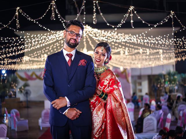 Shraddha and Nilesh&apos;s wedding in Mumbai, Maharashtra 57