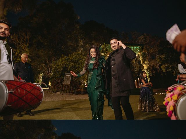 Pooja and Akshay's wedding in South Delhi, Delhi NCR 8