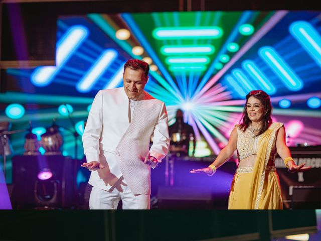 Pooja and Akshay's wedding in South Delhi, Delhi NCR 18