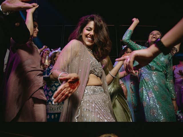 Pooja and Akshay's wedding in South Delhi, Delhi NCR 25