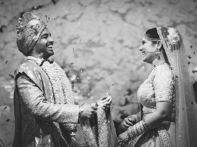 Jyoti and Sunny's wedding in Gurgaon, Delhi NCR 12