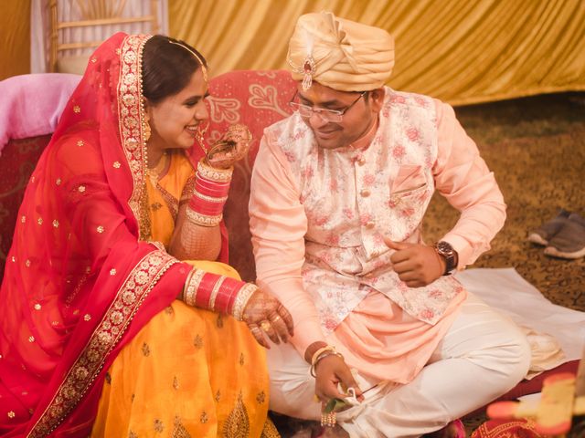 Vandana and Saurabh&apos;s wedding in Lucknow, Uttar Pradesh 24